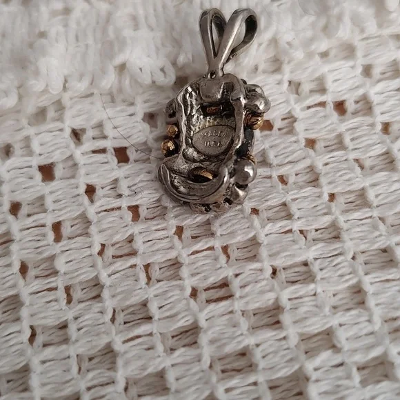 Sterling Silver Black Stone Pendant with Gold Accents - Picture 3 of 3